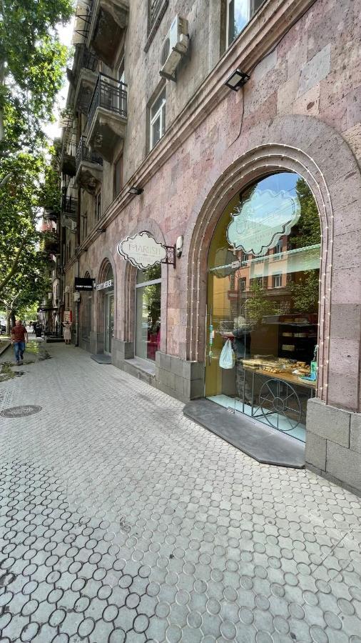 Unique Studio Close To Cascade Ереван Екстериор снимка